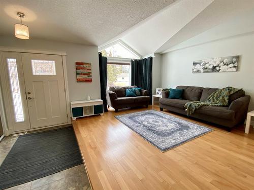 59 Ravine Drive, Whitecourt, AB - Indoor Photo Showing Living Room