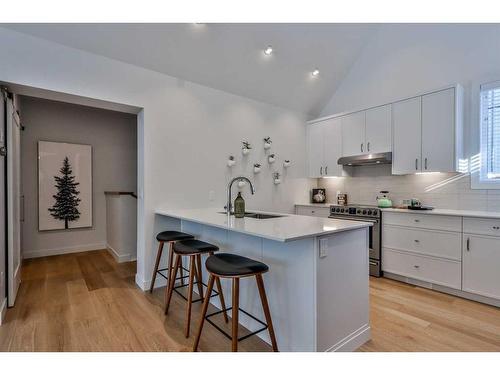62-209 Stewart Creek Rise, Canmore, AB - Indoor Photo Showing Kitchen With Upgraded Kitchen