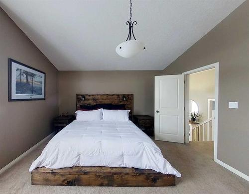 4108 18 Ave, Edson, AB - Indoor Photo Showing Bedroom