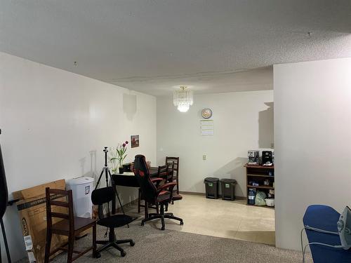 211-5317 5 Avenue, Edson, AB - Indoor Photo Showing Office