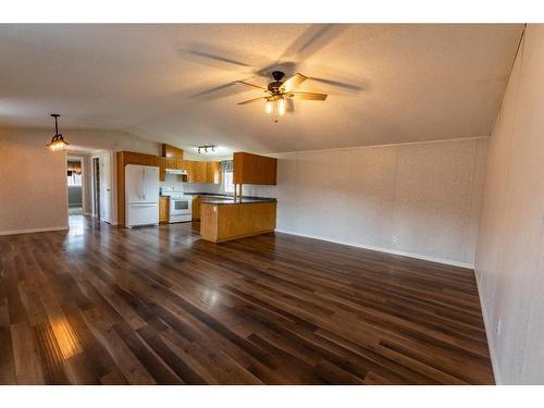 7-24425 East River Road, Rural Yellowhead County, AB - Indoor Photo Showing Other Room