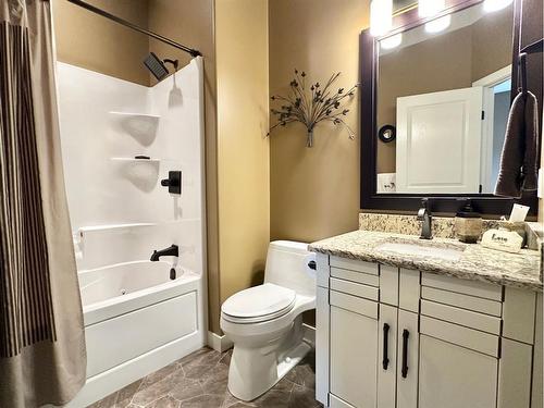 2 Rockhaven Way, Whitecourt, AB - Indoor Photo Showing Bathroom
