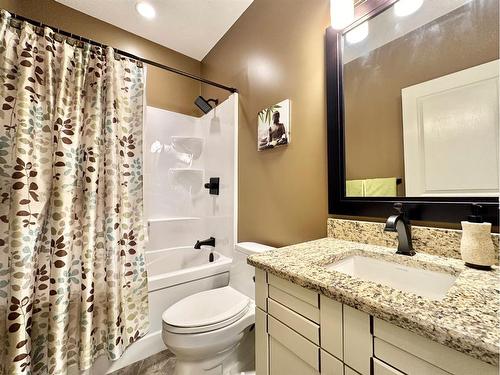 2 Rockhaven Way, Whitecourt, AB - Indoor Photo Showing Bathroom