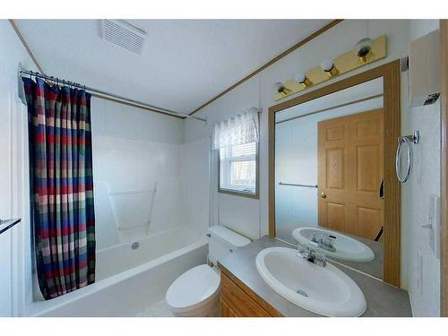 1313 Southshore Dr. W, Canyon Creek, AB - Indoor Photo Showing Bathroom
