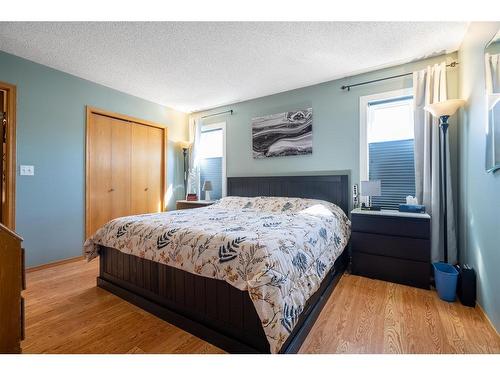 6 Pineview Road, Whitecourt, AB - Indoor Photo Showing Bedroom