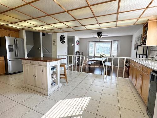 46 Pineview Road, Whitecourt, AB - Indoor Photo Showing Kitchen