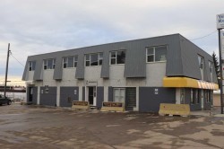 4813 4 Avenue  Edson, AB T7E 1V5