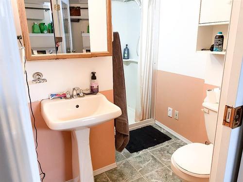 4716 56A Avenue, Whitecourt, AB - Indoor Photo Showing Bathroom