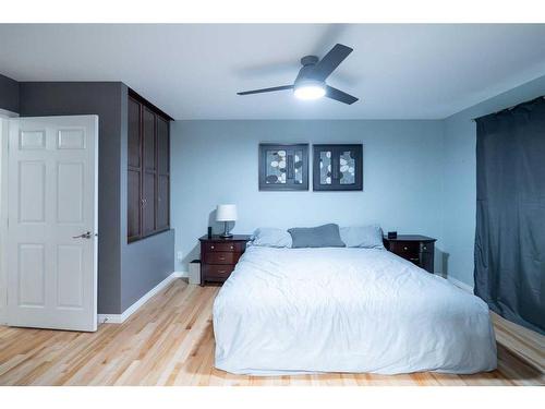 34 Ravine Drive, Whitecourt, AB - Indoor Photo Showing Bedroom