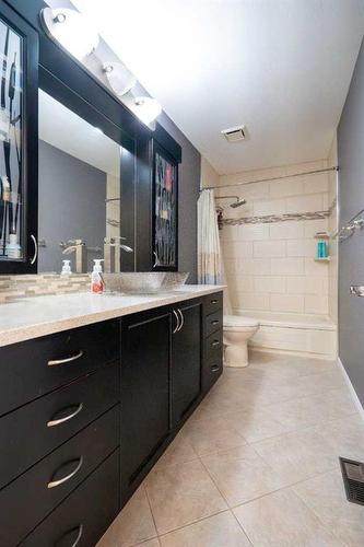 34 Ravine Drive, Whitecourt, AB - Indoor Photo Showing Bathroom