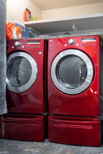 34 Ravine Drive, Whitecourt, AB - Indoor Photo Showing Laundry Room