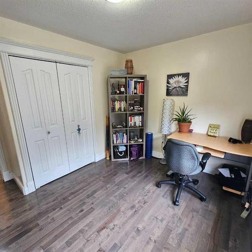6134 11 Avenue, Edson, AB - Indoor Photo Showing Office