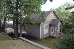 4839 4 Avenue  Edson, AB T7E 1V5