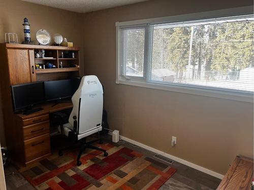 4618 7 Avenue, Edson, AB - Indoor Photo Showing Office