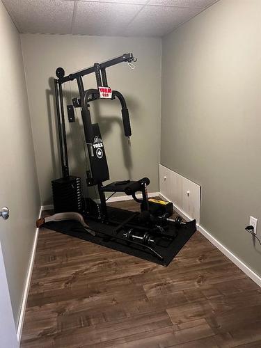 4618 7 Avenue, Edson, AB - Indoor Photo Showing Gym Room