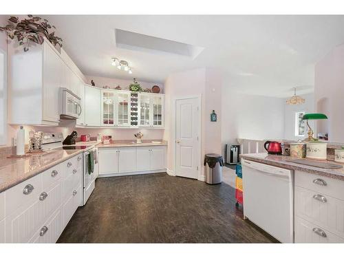 1860 Highway 813, Calling Lake, AB - Indoor Photo Showing Kitchen With Double Sink