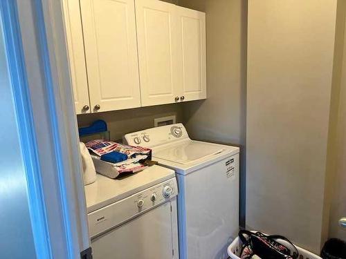 118 Moberly Road, Grande Cache, AB - Indoor Photo Showing Laundry Room