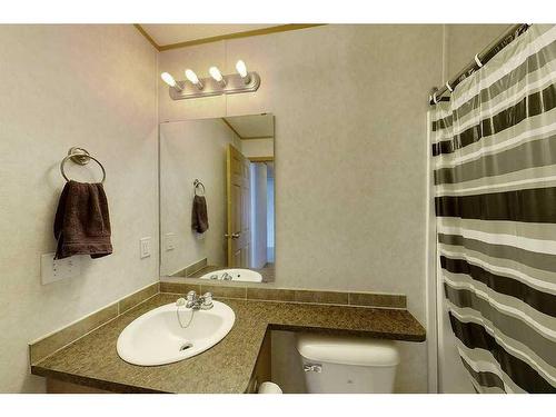 2727 Jackson Street, Wabasca, AB - Indoor Photo Showing Bathroom