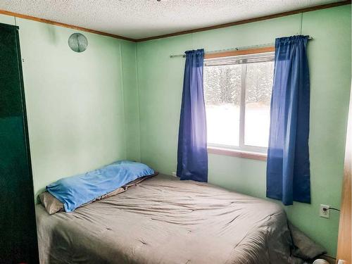 3 53304 Range Road 185, Rural Yellowhead County, AB - Indoor Photo Showing Bedroom
