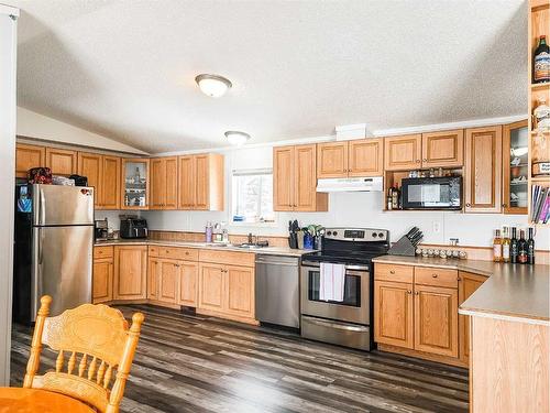 3 53304 Range Road 185, Rural Yellowhead County, AB - Indoor Photo Showing Kitchen