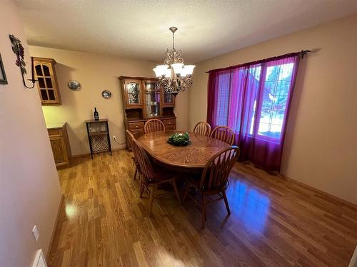 247 Woodley Drive, Hinton, AB - Indoor Photo Showing Dining Room
