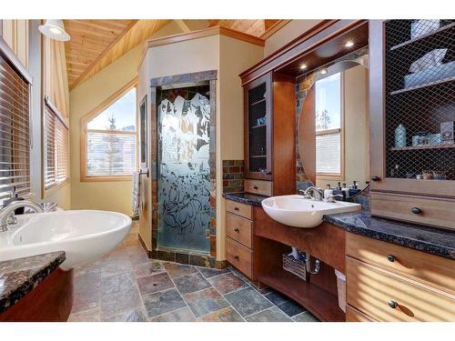 220 Eagle Point, Canmore, AB - Indoor Photo Showing Bathroom
