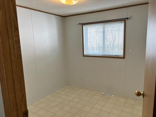 246 Mawdsley Crescent, Grande Cache, AB - Indoor Photo Showing Other Room