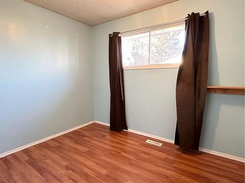 68 Beaver Drive, Whitecourt, AB - Indoor Photo Showing Other Room
