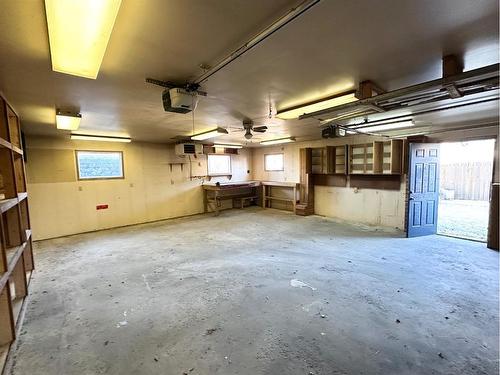 68 Beaver Drive, Whitecourt, AB - Indoor Photo Showing Garage