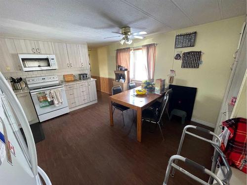 54023 Range Road 165, Rural Yellowhead County, AB - Indoor Photo Showing Kitchen