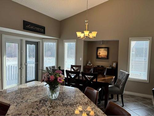 2 Park Key, Whitecourt, AB - Indoor Photo Showing Kitchen With Double Sink With Upgraded Kitchen