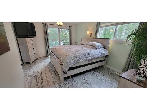 53504 Range Road 170, Rural Yellowhead County, AB - Indoor Photo Showing Bedroom