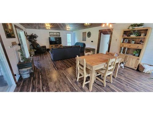 53504 Range Road 170, Rural Yellowhead County, AB - Indoor Photo Showing Dining Room