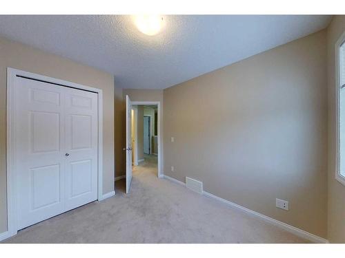 5-624 41 Street, Edson, AB - Indoor Photo Showing Other Room