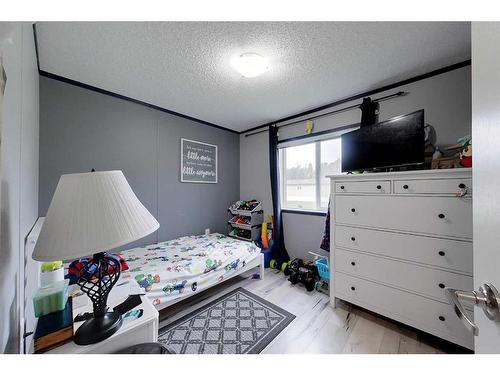 2330 Waskway Dr, Wabasca, AB - Indoor Photo Showing Bedroom