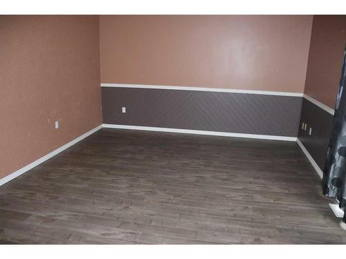 5505 13 Avenue, Edson, AB - Indoor Photo Showing Other Room