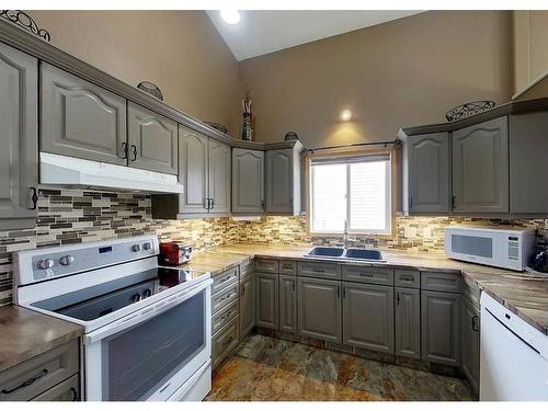 90 Park Drive, Whitecourt, AB - Indoor Photo Showing Kitchen With Double Sink