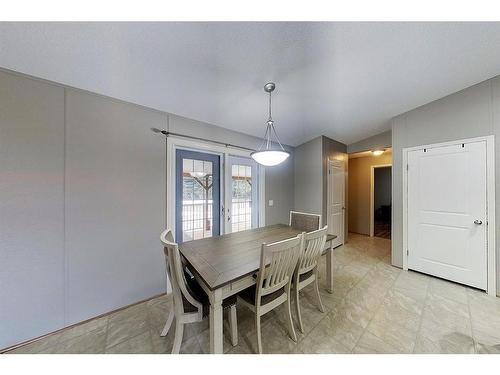 19418 530A Township Road, Rural Yellowhead County, AB - Indoor Photo Showing Dining Room