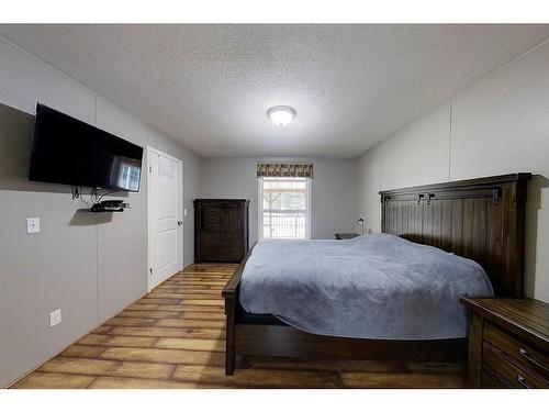 19418 530A Township Road, Rural Yellowhead County, AB - Indoor Photo Showing Bedroom