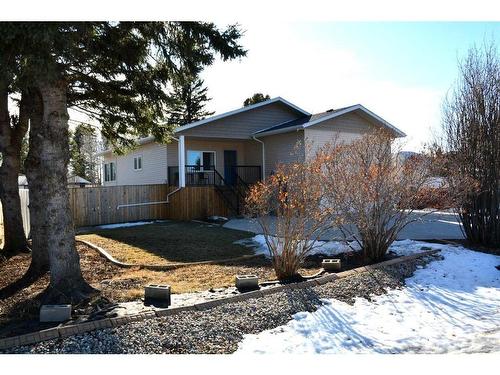 7111 South Glen Avenue, Edson, AB - Outdoor