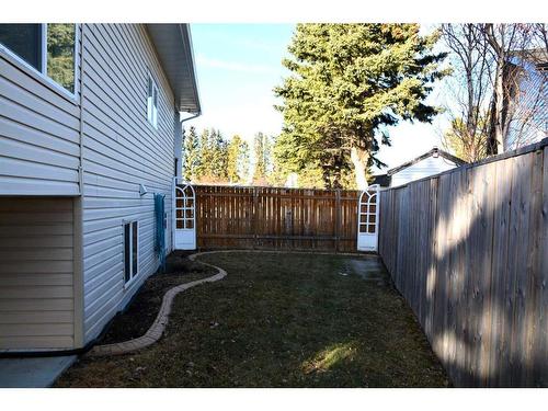 7111 South Glen Avenue, Edson, AB - Outdoor With Exterior