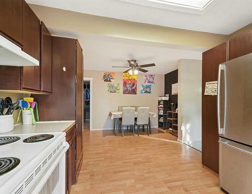 4904 50 Street, Colinton, AB - Indoor Photo Showing Kitchen