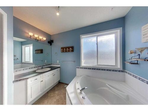 1510 54 Street, Edson, AB - Indoor Photo Showing Bathroom