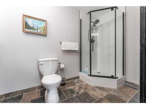 216-901 Mountain Street, Canmore, AB - Indoor Photo Showing Bathroom