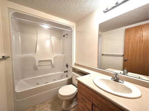 202-777 48 Street, Edson, AB - Indoor Photo Showing Bathroom