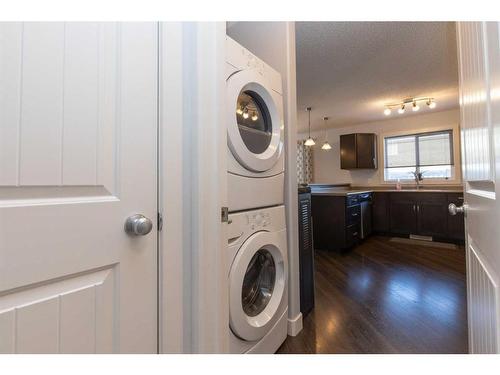 301 12 Street Se, Slave Lake, AB - Indoor Photo Showing Laundry Room