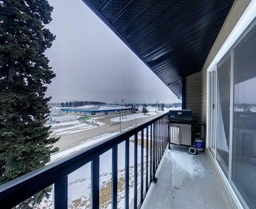 307B-5611 9 Avenue, Edson, AB - Outdoor With Balcony With Exterior