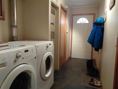 1831 63 Street, Edson, AB - Indoor Photo Showing Laundry Room