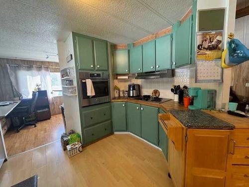 18-53407 Range Road 155, Rural Yellowhead County, AB - Indoor Photo Showing Kitchen