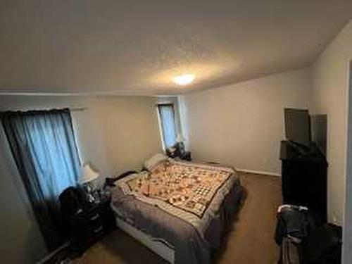 152 Mackay Crescent, Hinton, AB - Indoor Photo Showing Bedroom